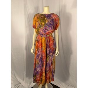Vintage 80s/90s Floral Boho Maxi Dress – Open Back Tie, Short Sleeve, Rainbow Co